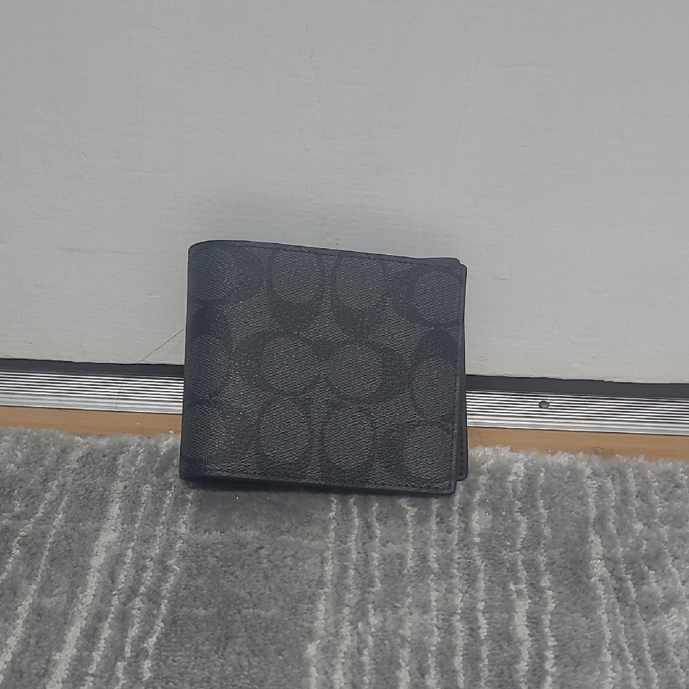 Black Leather Men's Wallet